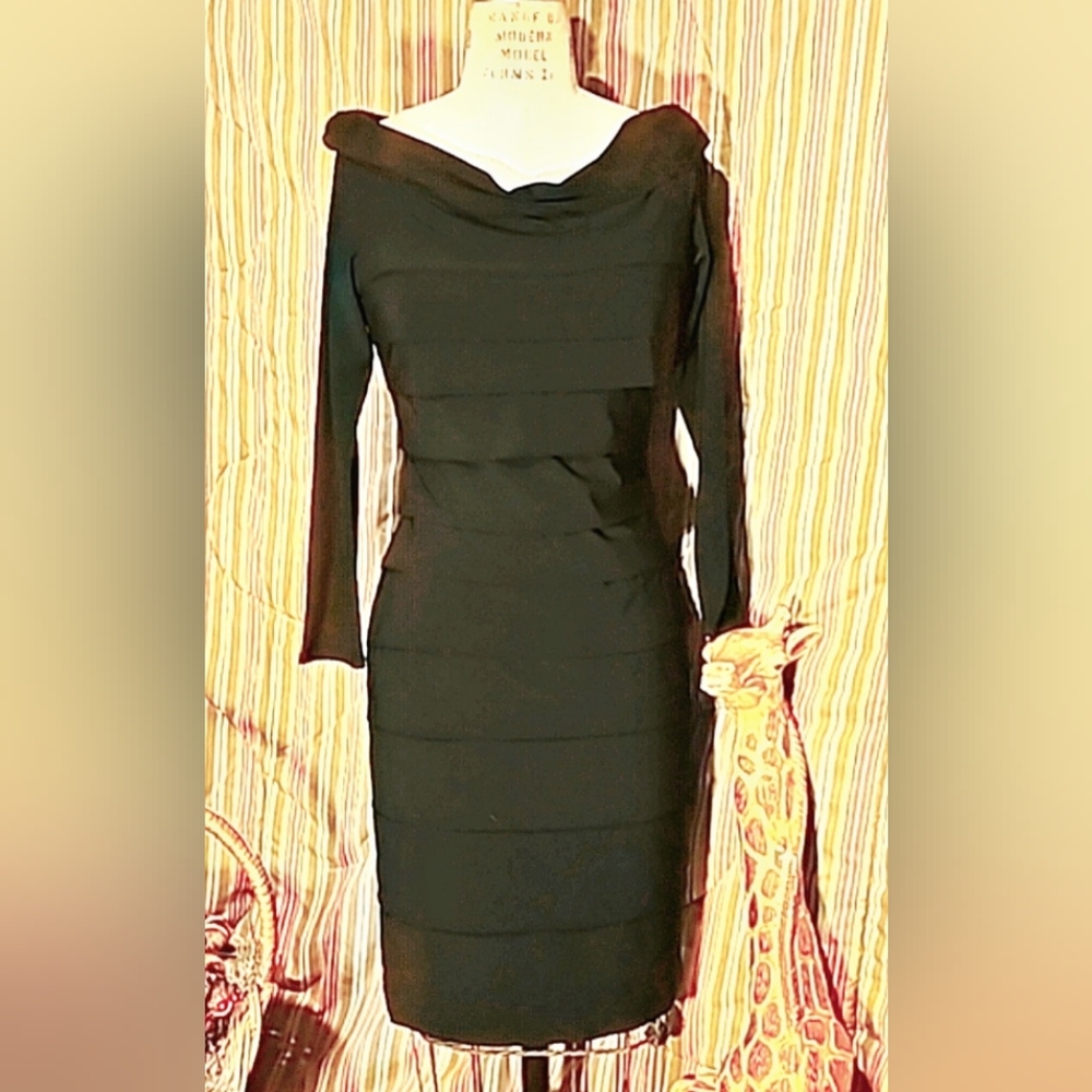 White House Black Market form-fitting black evening dress, High stretch!